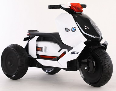 <img src='photo/B/JB071518.jpg'width='400' height='300'>