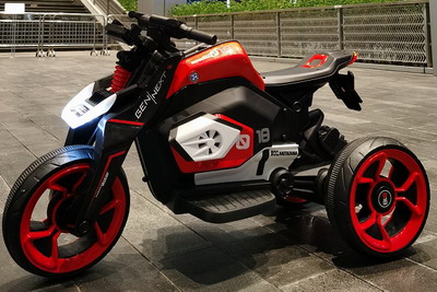 <img src='photo/B/JB071519.jpg'width='400' height='300'>